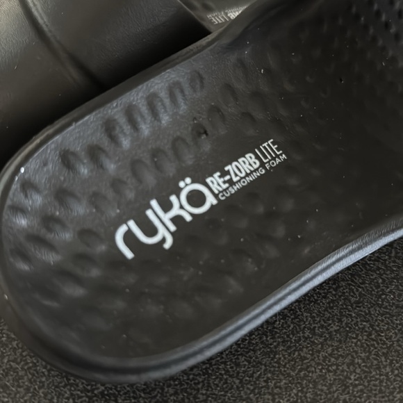 Ladies black ryka slides - Picture 3 of 5